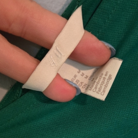 Medium H&M Emerald Sleeveless Mini Dress V Neck Flowy Vintage Pinup 90s - Picture 5 of 5